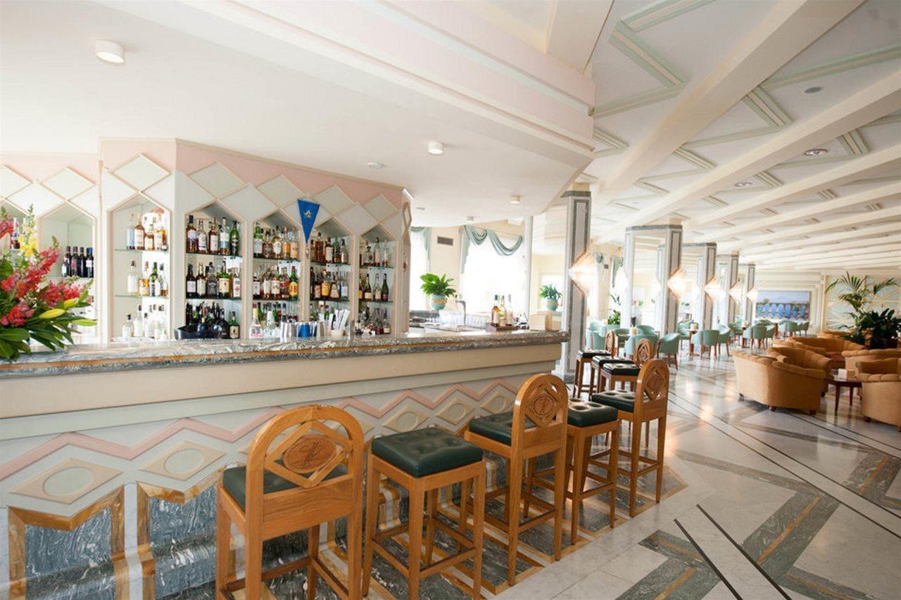 Grand Hotel Vesuvio Península Sorrentina Exterior foto